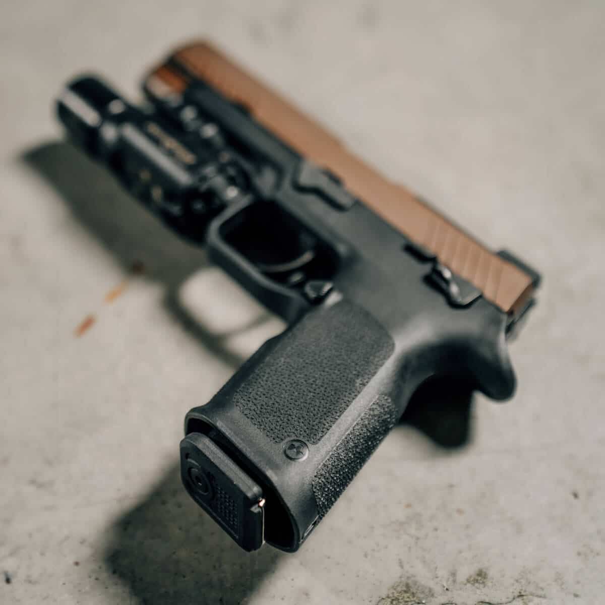 MAGPUL EHG 17 SG9 GRIP MODULE - SIG P320 FULL SIZE - MANUAL SAFETY - Image 3