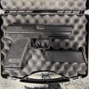 HK USP 9MM V1 4.25" 15+1 2-MAGS ORIGINAL CASE BLACK USED 24-158448
