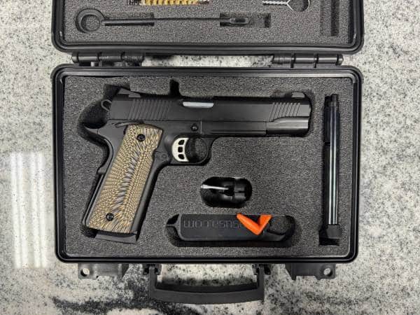 TISAS 1911 DUTY B9R 5" 9MM 10+1 2-MAGS ORIGINAL CASE ALMOST BRAND NEW USED BLACK T0620-22BF01458