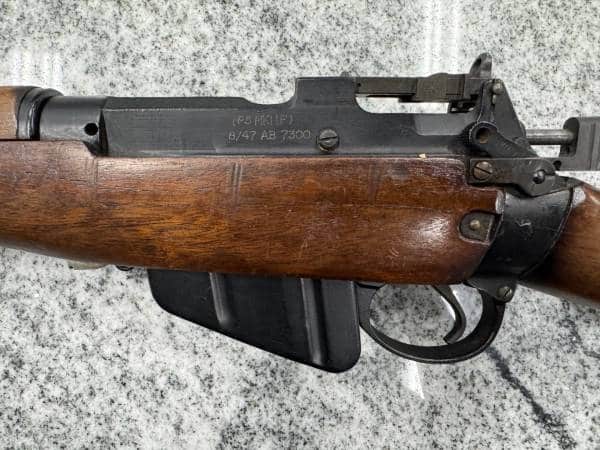 BRITISH (ROF FAZAKERLEY) RIFLE NO. 5 MK I .303 BRITISH 18.75" 1-MAG NO-CASE/BOX WOOD USED AB7300 - Image 4