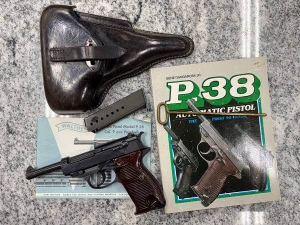 MAUSER (BYF) P.38 4.9" 9MM 8+1 2-MAGS ALL MATCHING HOLSTER NO-CASE/BOX BOOKS 1943 BLACK USED 1119