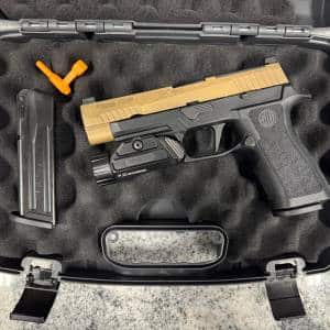 SIG SAUER P320 XVTAC 4.7" 9MM 17+1 2-MAGS ORIGINAL CASE HOLOSUN PID LIGHT COYOTE USED 58J423638