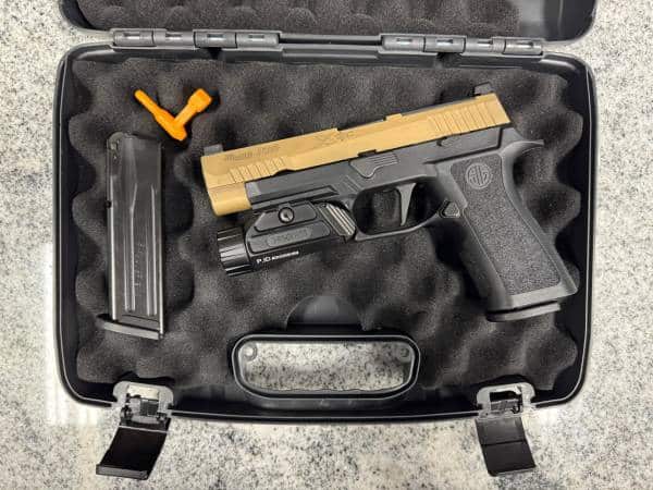 SIG SAUER P320 XVTAC 4.7" 9MM 17+1 2-MAGS ORIGINAL CASE HOLOSUN PID LIGHT COYOTE USED 58J423638