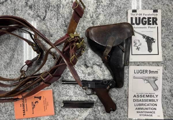 MAUSER (S/42) P08 3.9" 9MM 8+1 3-MAGS ALL MATCHING (TWO MAGS DO NOT MATCH) HOLSTER NO-CASE/BOX BOOKS BELTS 1935 BLACK USED 6234