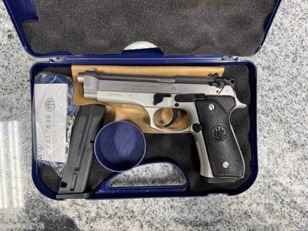 BERETTA (ITALY) 92FS INOX 4.9" 2-MAGS 10+1 ORIGINAL CASE SILVER USED A265566Z