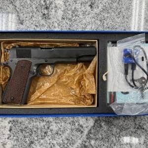 COLT'S PT F.A. MFG. CO. M1911A1 U.S. ARMY 2001 REPRODUCTION 5" 45 AUTO 7+1 2-MAGS WITH ALL ORIGINAL BOXES/PAPERS/ACCESSORIES BLACK USED WK01936