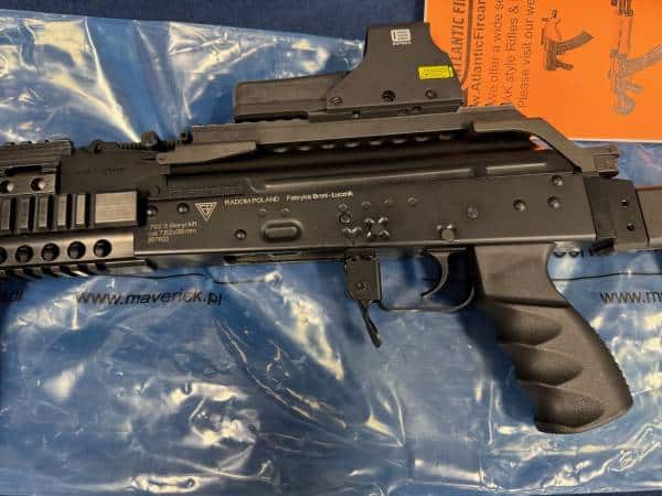 FABRYKA BRONI RADOM .762 S BERYL M1 16" AOA IMPORT 7.62X39MM EOTECH 552 NO-MAG ORIGINAL CASE BLACK USED 2021SC00159PL - Image 2