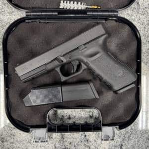 GLOCK 17 GEN3 9MM 4.49" 2-MAGS 10RD ORIGINAL CASE BLACK USED BVFN324