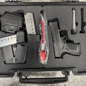 SPRINGFIELD ARMORY XDS-45ACP .45 ACP 3.3" 5+1 4-MAGS ORIGINAL CASE/ACCESSORIES BLACK USED XS515654