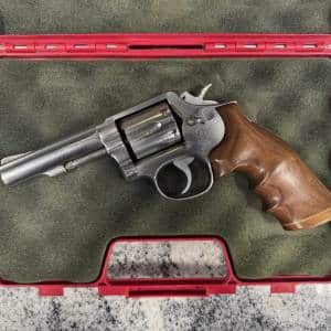 SMITH & WESSON 64-3 4" 38S&W 6-SHOT HARD CASE STAINLESS USED ABR6937