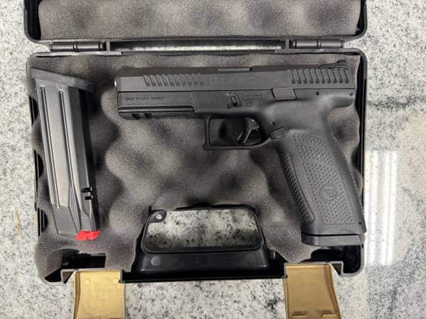 CZ P-10 F 9MM 4.5" 19+1 2-MAGS ORIGINAL CASE BLACK USED D130373
