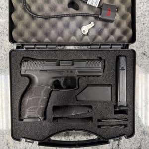 HK VP40 40S&W 4.09" (HK SYSTEMS GMBH) 10+1 2-MAGS ORIGINAL CASE BLACK USED 222-012714