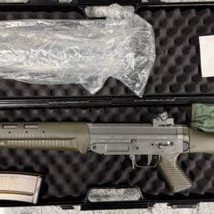 SIG SAUER AG SG551P RIFLE 5.56 16" 1-MAG ORIGINAL CASE LIKE NEW NEVER FIRED SAN IMPORTS STEEL RECEIVER GRAY/GREEN USED JDI551179