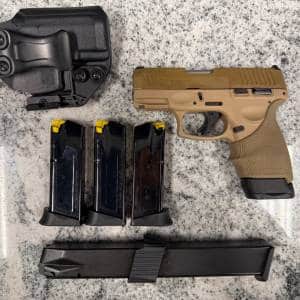 TAURUS G3C 9MM 3.2" 12+1 5-MAGS NO-CASE/BOX FDE USED AEG494499