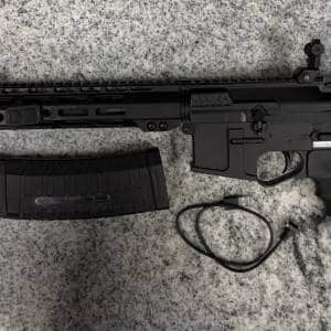 PLUMCRAZY FIREARMS GEN II 16" 5.56 60RD MAG TOUCHSOUL LIGHT/LASER NO-CASE/BOX BLACK USED PV07284