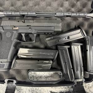 SIG SAUER P320 X FULL SIZE 4.7" 9MM 17+1 17-MAGS (VARIOUS SIZES) OPTICS READY ORIGINAL CASE BLACK USED 58J262175