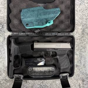 SIG SAUER P365 9MM 3.1" 10+1 2-MAGS HOLSTER WILSON COMBAT GRIP BLACK/SILVER USED 66B463448