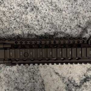 COLT BLOCK II UPPER RECEIVER W/ DANIEL DEFENSE FSB RAIL 14.5" P/W SUREFIRE CTN MUZZLE 5.56 USED BLACK/FDE COLTBKIIUPPER