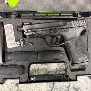 SMITH & WESSON M&P9 M2.0 THREADED TACTICAL 4.625" 17+1 2-MAGS W/ FIBER SIGHTS NEVER FIRED BLACK USED NLA4159