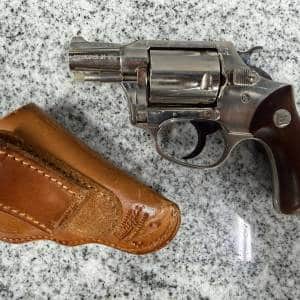 CHARTER ARMS UNDERCOVER 1.8" 38SPL 5-SHOT W/ LEATHER HOLSTER NO-BOX/CASE NICKEL USED 101463