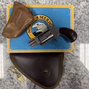 NORTH AMERICAN ARMS 22MAG 5-SHOT 1.15" WITH HOLSTER AND ORIGINAL BOX/POUCH STAINLESS USED W65724