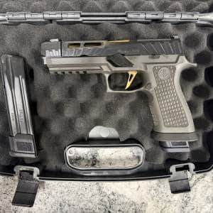 SIG SAUER P320 SPECTRE COMP 9MM 4.6" 21+1 2-MAGS ORIGNAL CASE BLACK USED 58J452917