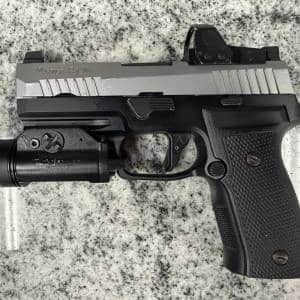 SIG SAUER P320 3.8" 9MM NO-MAG/CASE ROMEO1 PRO METAL MODULE AGENCY TRIGGER TLR-1 HL SILVER/BLACK USED 58J202206