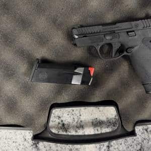 SMITH & WESSON BODYGUARD 2.0 380 ACP 2.75" 10/12+1 2-MAGS NOT-ORIGINAL CASE NEVER FIRED BLACK USED ERJ8833