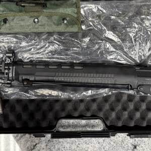 SIG SAUER AG SG 550P 5.56 PISTOL 20.8" 1-MAG SAN IMPORTS ORIGINAL CASE BLACK USED JDI550146