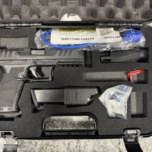 WALTHER PDP FULL SIZE 9MM 4.5" 18+1 2-MAGS ORIGINAL CASE OPTICS READY BLACK USED FDA5246