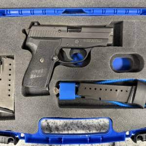 SIG SAUER P239 9MM 3.6" 8+1 3-MAGS ORIGINAL CASE BLACK USED SA105342