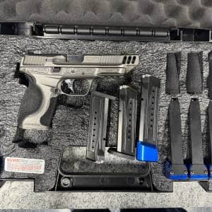 SMITH & WESSON M&P9 M2.0 PC COMPETITOR OR 9MM 5" 17+1 7-MAGS ORIGINAL CASE TUNGSTEN GRAY USED SBN8225